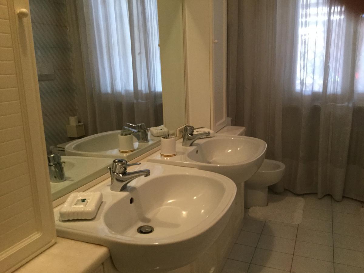 Albergo Diana Legnaro ภายนอก รูปภาพ